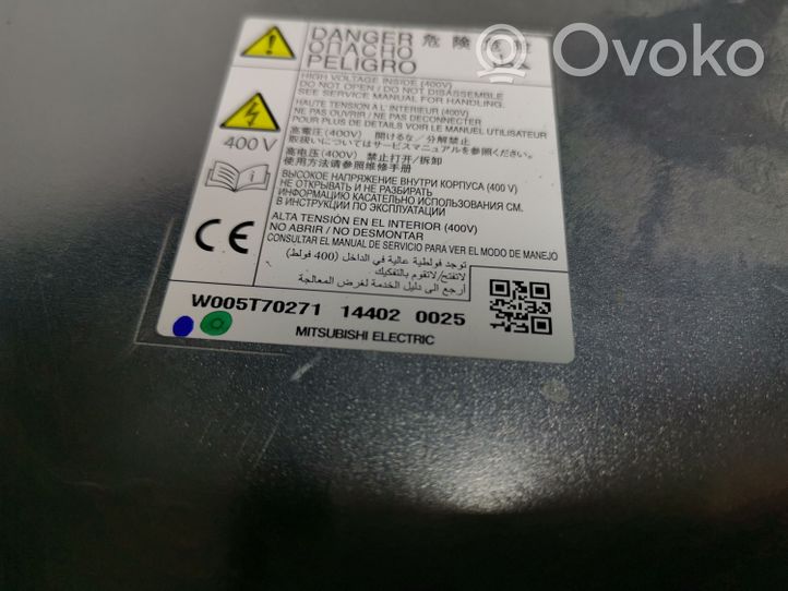 Mitsubishi Outlander Chargeur batterie (en option) W005T70271