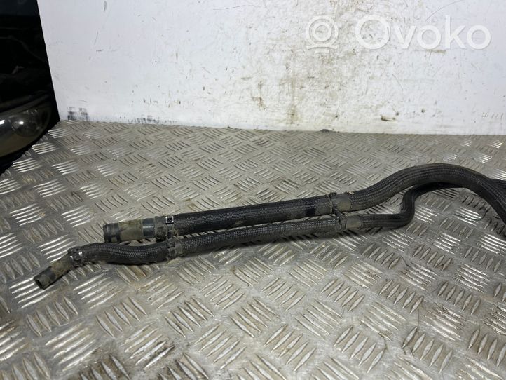 Jeep Cherokee Tubo flessibile del liquido di raffreddamento del motore 68346775AA