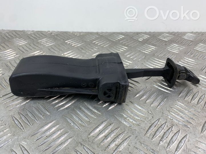 Seat Arona Takaoven pidätin 6F0839249