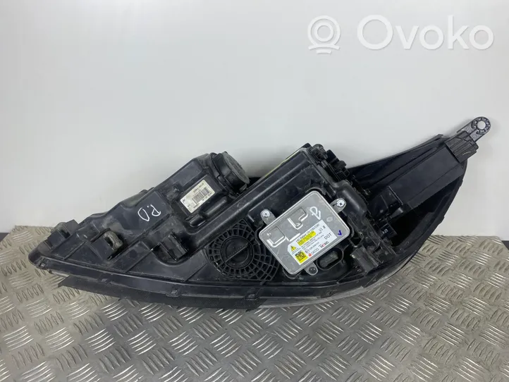 KIA Sorento Lampa przednia 92102C5200