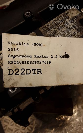 SsangYong Rexton Moottori 