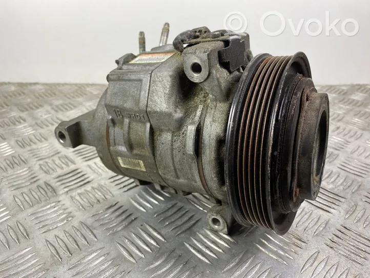 Jeep Grand Cherokee Kompresor / Sprężarka klimatyzacji A/C P68021835AF