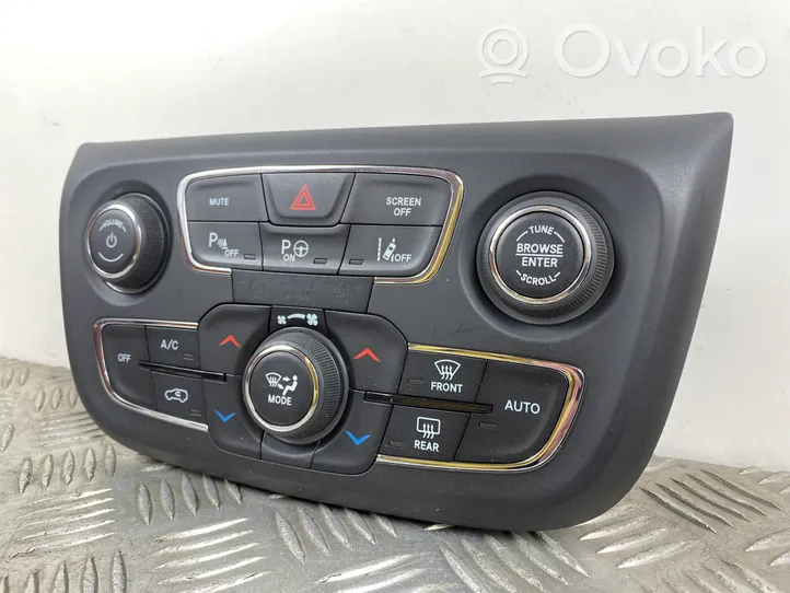 Jeep Compass Panel klimatyzacji P6TM21DX9AB