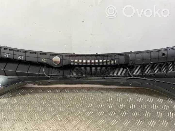 KIA Sorento Wiper trim 