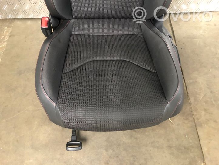 Seat Leon (5F) Istuimien ja ovien verhoilusarja 5Q4881106