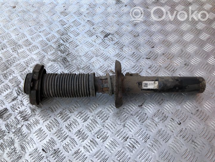 Audi Q3 8U Etuiskunvaimennin 5N0413031AE