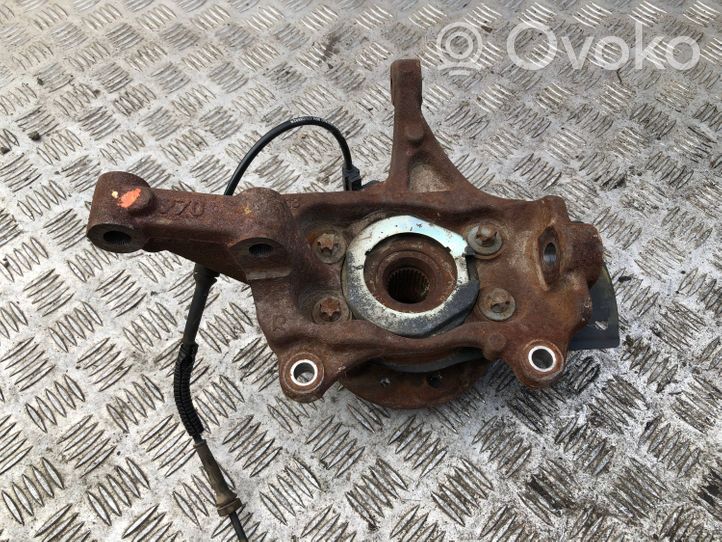 Opel Vivaro Moyeu de roue avant 