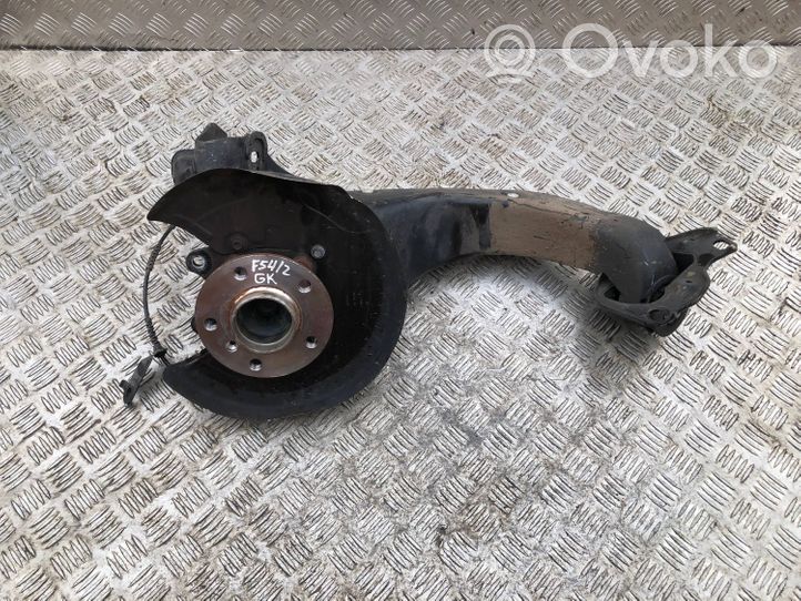 Mini Clubman F54 Fuso a snodo con mozzo ruota posteriore 6851579