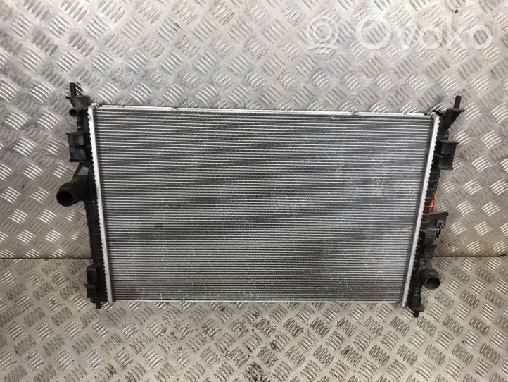 Citroen C4 II Picasso Radiateur de refroidissement P9675747980