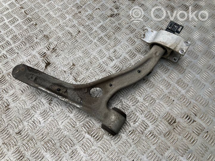 Mercedes-Benz A W176 Fourchette, bras de suspension inférieur avant A2463304700