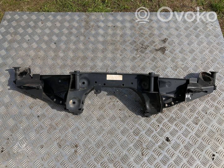 BMW 1 F40 Galinis traversas 6851560