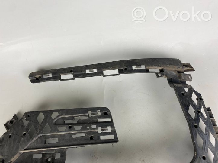 Volkswagen PASSAT B8 Staffa di rinforzo montaggio del paraurti anteriore 3G0807178A