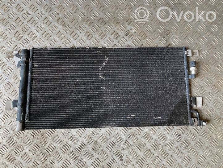 Audi A4 S4 B9 Jäähdyttimen lauhdutin (A/C) 8W0816411H