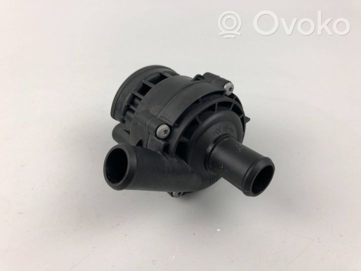 Mercedes-Benz SLK R172 Pompe à eau de liquide de refroidissement A2118350364