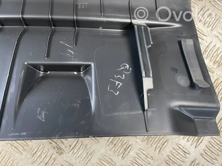 Audi Q3 F3 Bagažinės slenksčio apdaila 83F864483