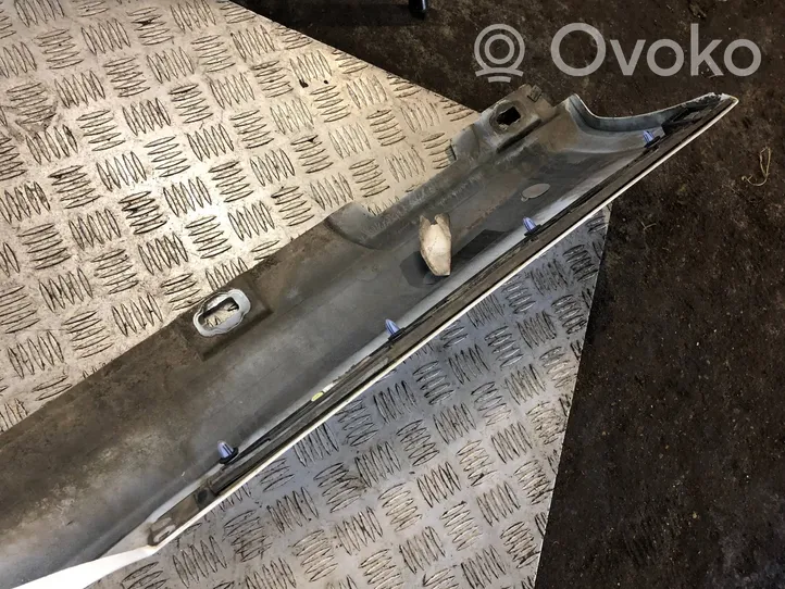 Audi A5 Sill 