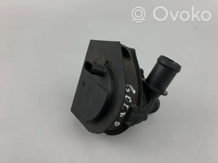 Volkswagen Golf VIII Pompe à eau de liquide de refroidissement 5Q0965567