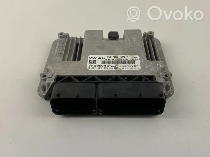 Audi Q3 F3 Moottorin ohjainlaite/moduuli 05E907309H