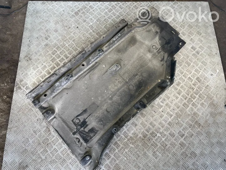 Audi A4 S4 B9 8W Unterfahrschutz Unterbodenschutz Mitte 8W0825207A