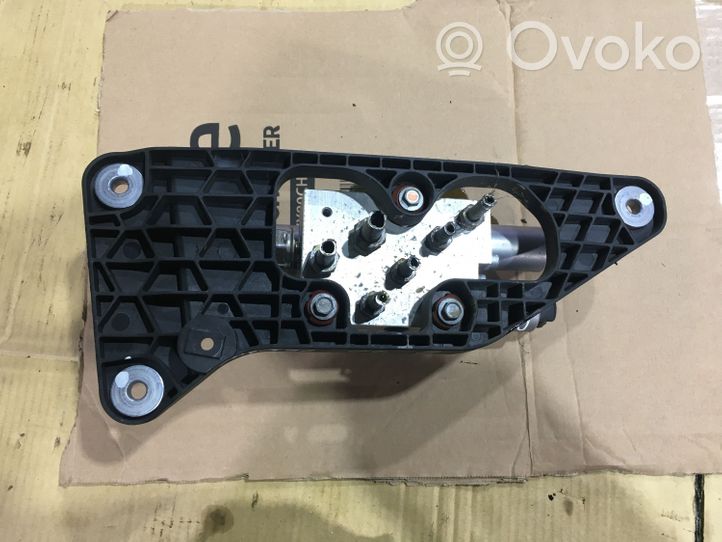 BMW X5 E70 Stabilizator aktywny osi przedniej / Zestaw 6794578