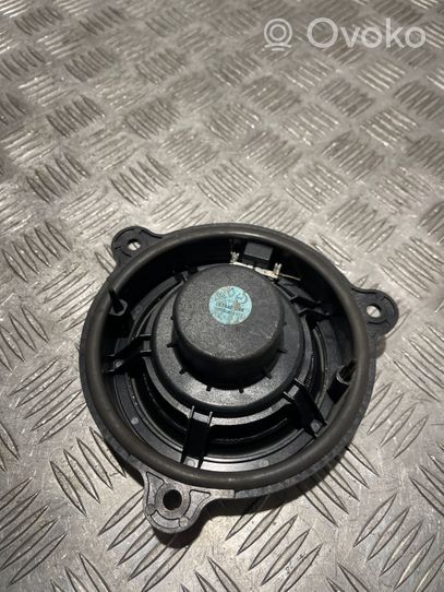 Renault Megane III Enceinte haute fréquence de porte avant 281440004R