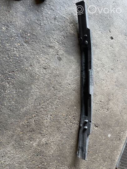 Toyota Land Cruiser (J200) Putoplastas priekinio bamperio 5261160050