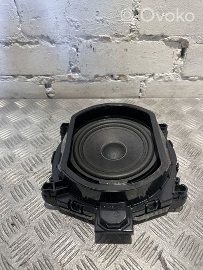 BMW X3 F25 Subwoofer-bassokaiutin 9287756