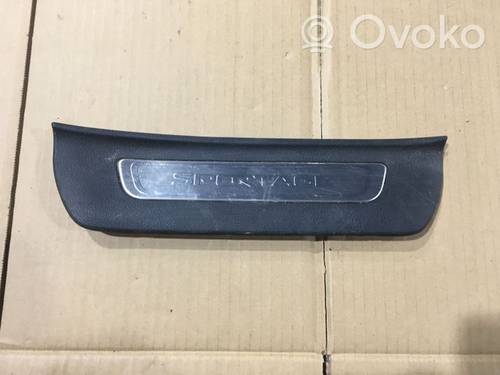 KIA Sportage Garniture de jupe latérale arrière 85888F1500