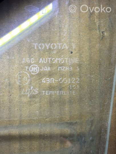 Toyota Auris 150 aizmugurējo durvju stikls 