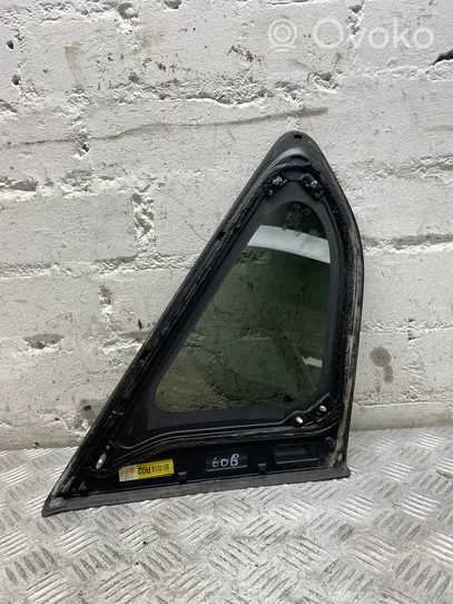 Hyundai Santa Fe Rear side window/glass 