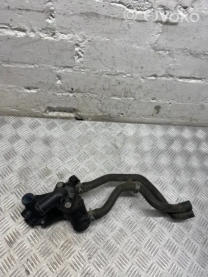 Volkswagen Polo V 6R Engine coolant pipe/hose 032121111