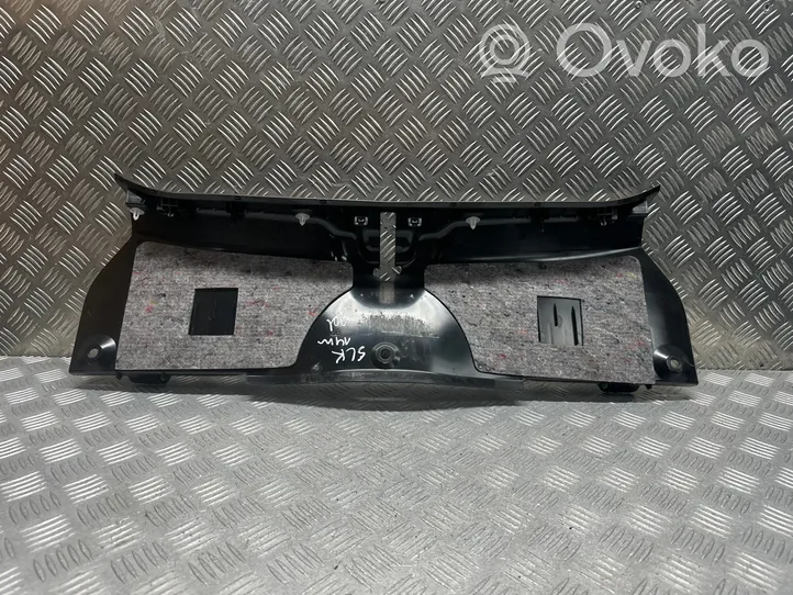 Mercedes-Benz SLK R172 Cache serrure de hayon/coffre arrière A1726900041