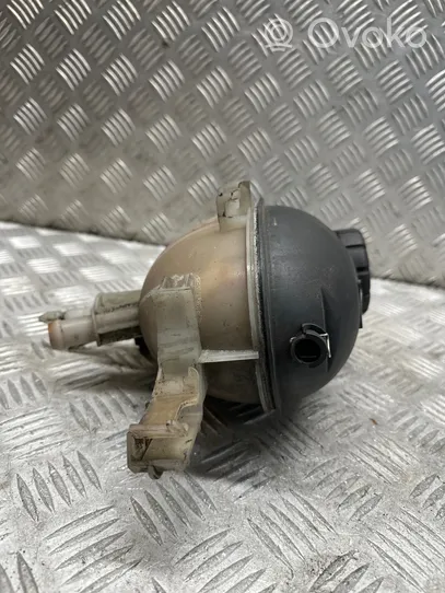 Mercedes-Benz E W212 Vase d'expansion / réservoir de liquide de refroidissement A2045000749