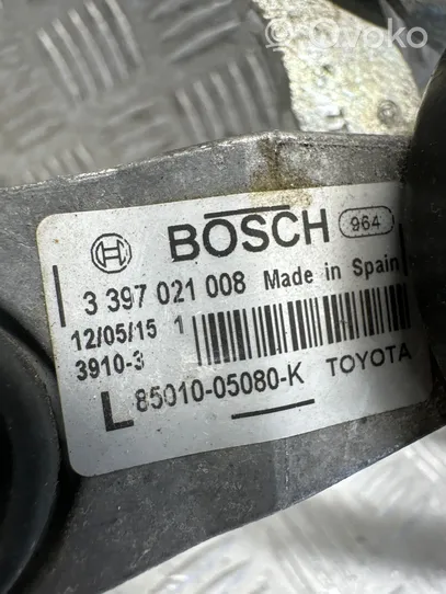 Toyota Avensis T270 Mechanizm i silniczek wycieraczek szyby przedniej / czołowej 3397021008