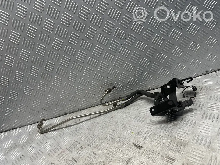 Audi Q7 4M Exhaust gas pressure sensor 059906051J