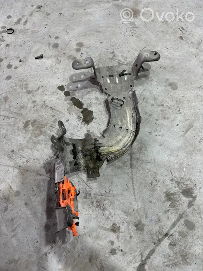 Audi Q7 4M Other engine bay part 4m0971341