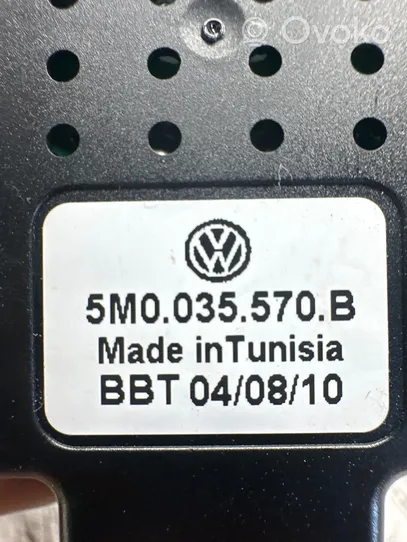 Volkswagen Golf VI Pystyantennivahvistin 5M0035570B