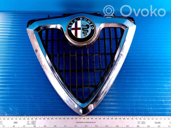 Alfa Romeo 156 Grille de calandre avant 156017393