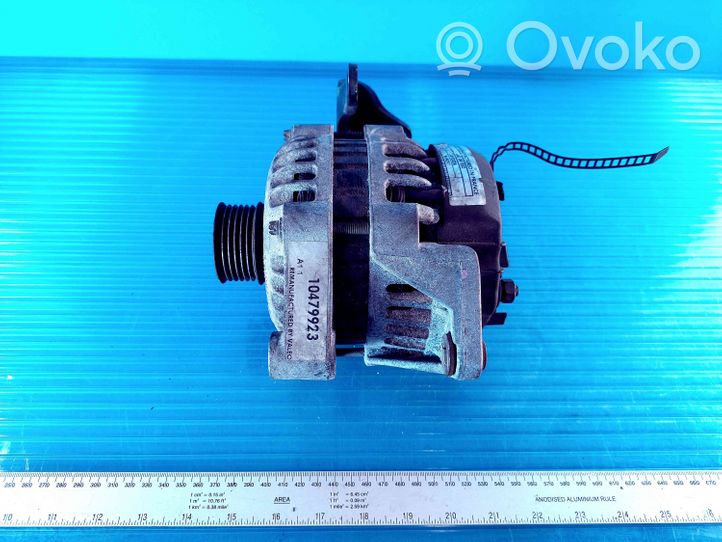 Opel Vectra B Generatore/alternatore 10479923