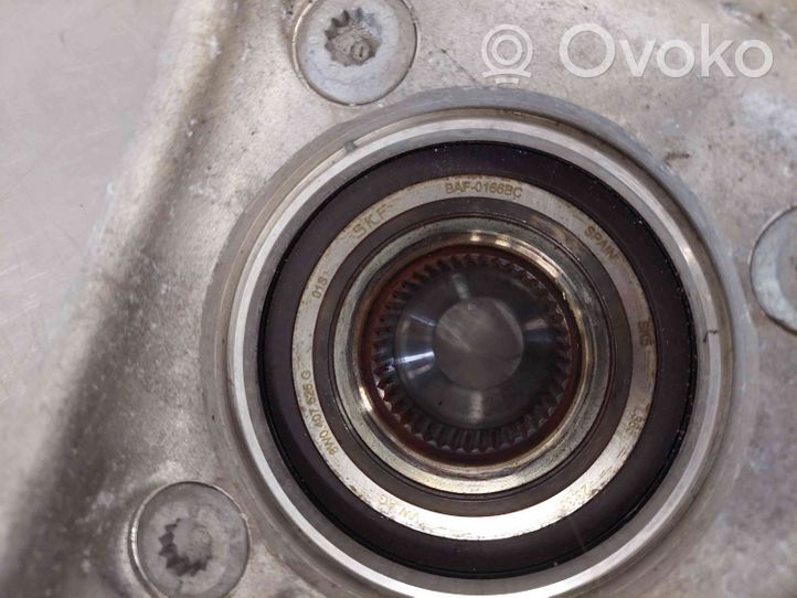 Audi Q7 4M Front wheel hub spindle knuckle 4M0407560