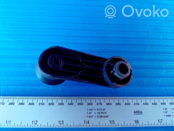 Opel Astra J Manovella finestrino della portiera anteriore 24451526