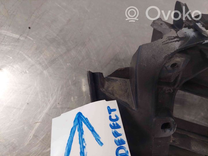 Audi A7 S7 4G Staffa del pannello di supporto del radiatore 4G8807233C