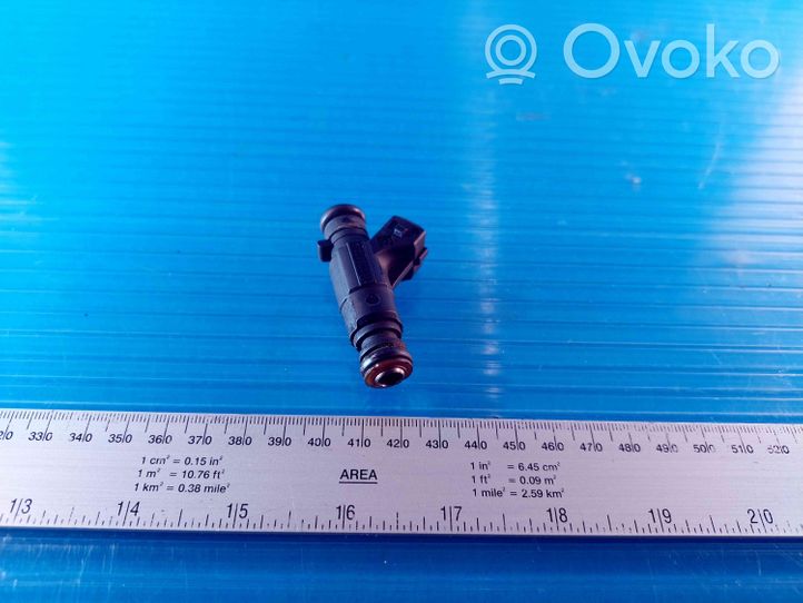 Mercedes-Benz E W210 Injecteur de carburant A1120780049