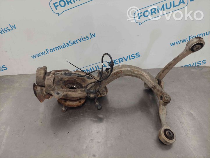 Audi A4 S4 B7 8E 8H Fuso a snodo con mozzo ruota anteriore 8E0407242J