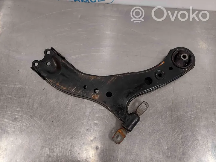 Toyota Sienna XL40 IV Triangle bras de suspension supérieur arrière 