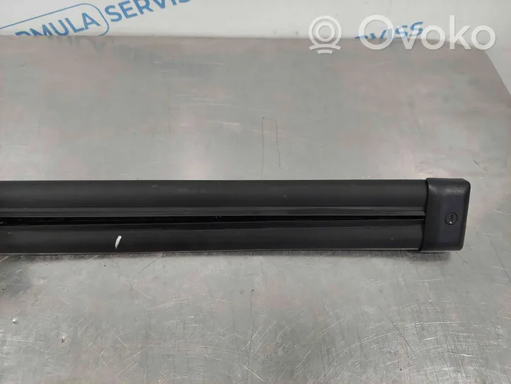 Toyota Sienna XL40 IV Rail de guidage du siège arrière 5040