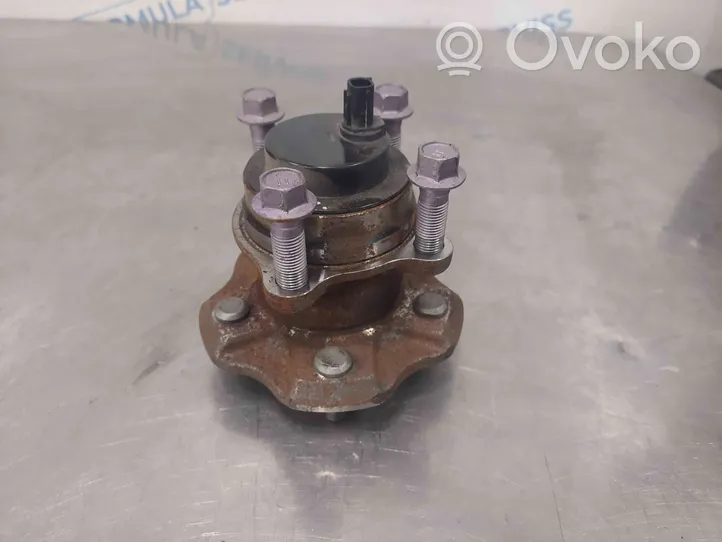 Toyota Sienna XL40 IV Pivot de moyeu arrière 895440E050