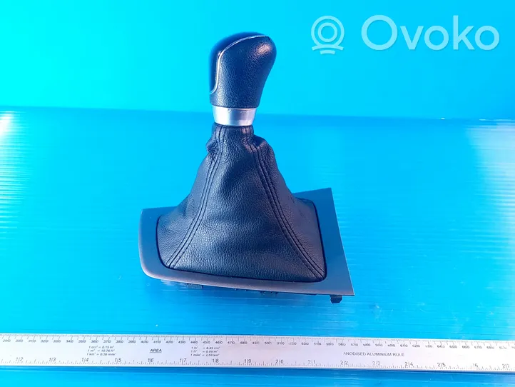 Ford Focus Revêtement pommeau de levier de vitesses cuir BM51A045B79