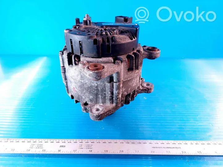 Volkswagen Crafter Generatore/alternatore 03L903024B