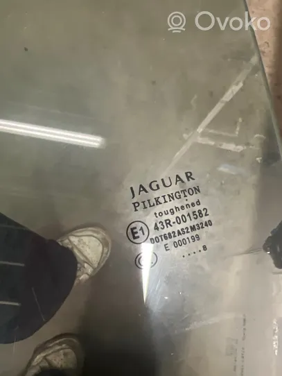 Jaguar XF priekšējo durvju stikls (četrdurvju mašīnai) 43R001582